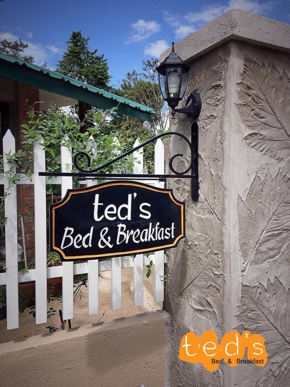 Ted'S Bed And Breakfast Santa Cruz  Extérieur photo